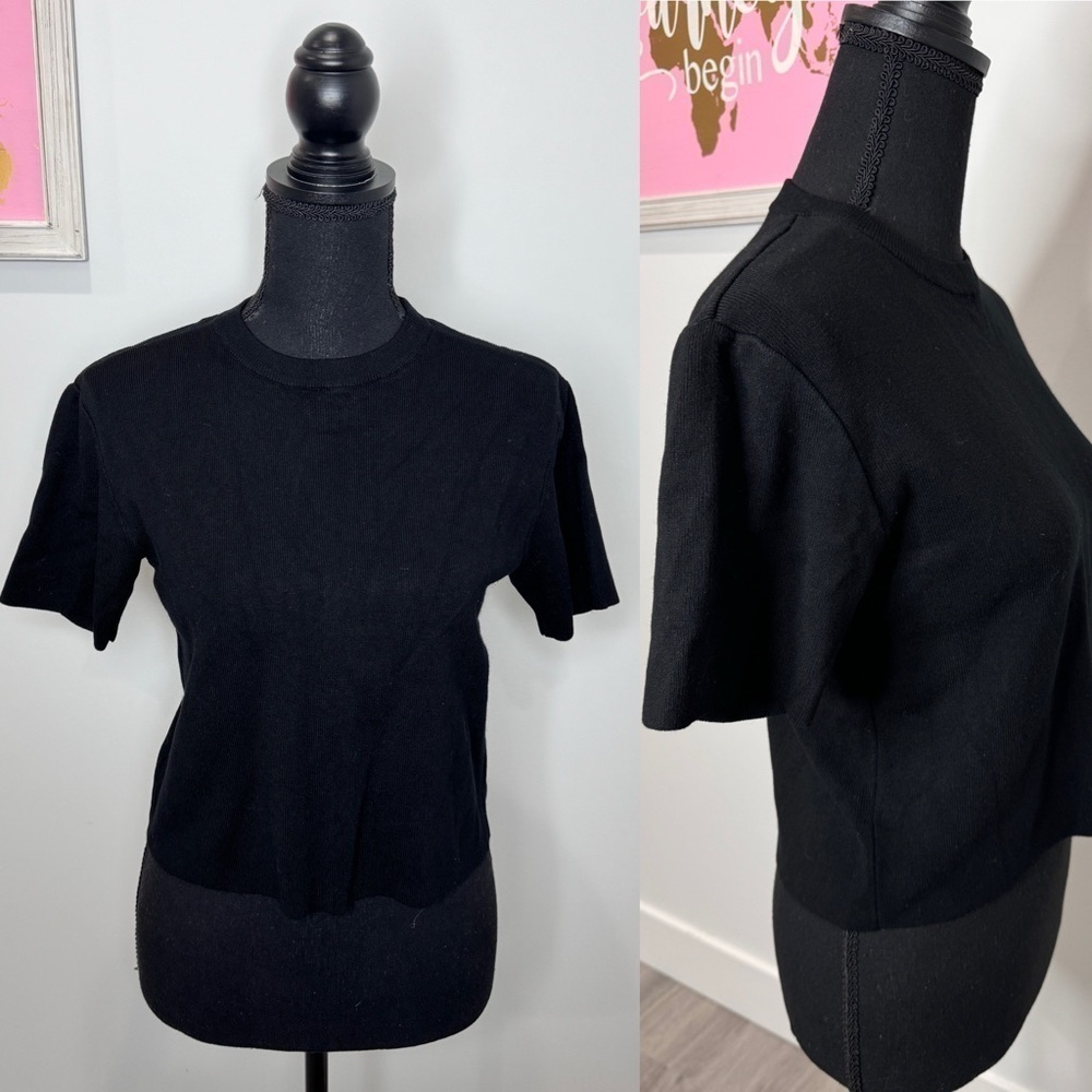 H&M Short Sleeve Women’s Thick Black T-Shirt (XS)